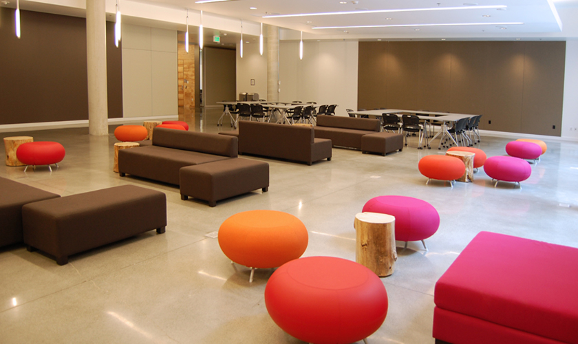 Free meeting space Residents can reserve meeting space at no charge