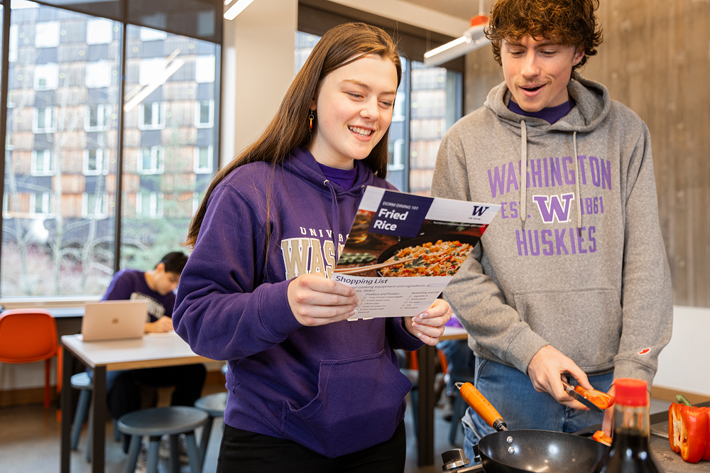 UW Students Dining at Local Point