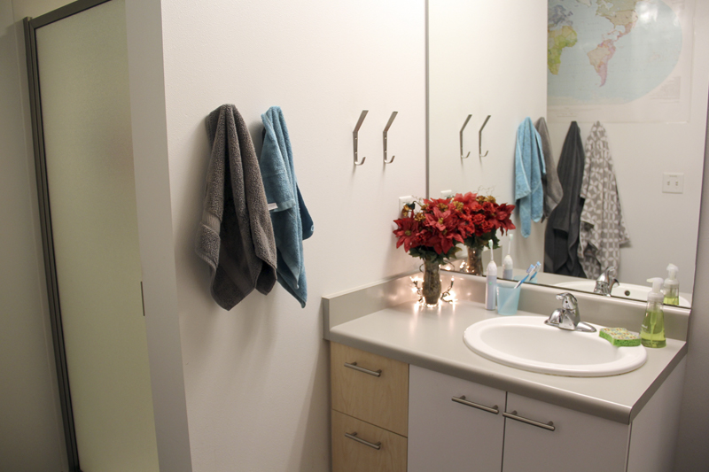 Private bathroom in Alder Hall