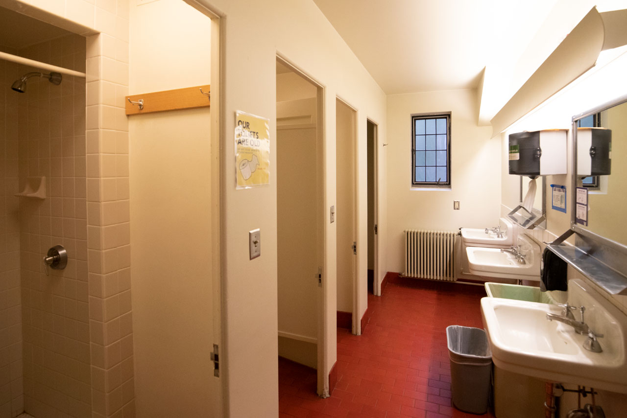 Hansee Hall Shared Bathroom