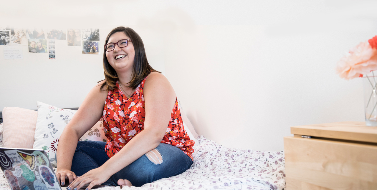 UW graduate students housing